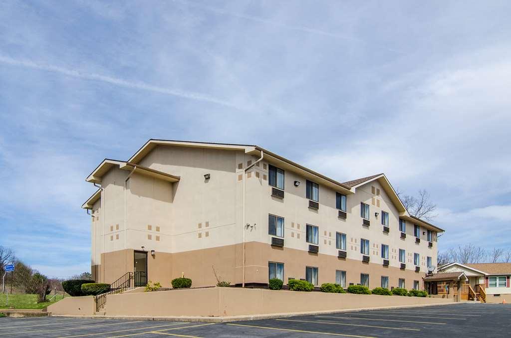 Motel 6-Montoursville, Pa - 윌리엄스포트 외부 사진